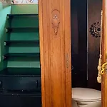 Botel Insolite Boat Near Paris